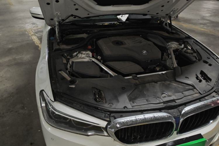 Used BMW 5 Series 2020 525i M Sport Package Engine Bay Right