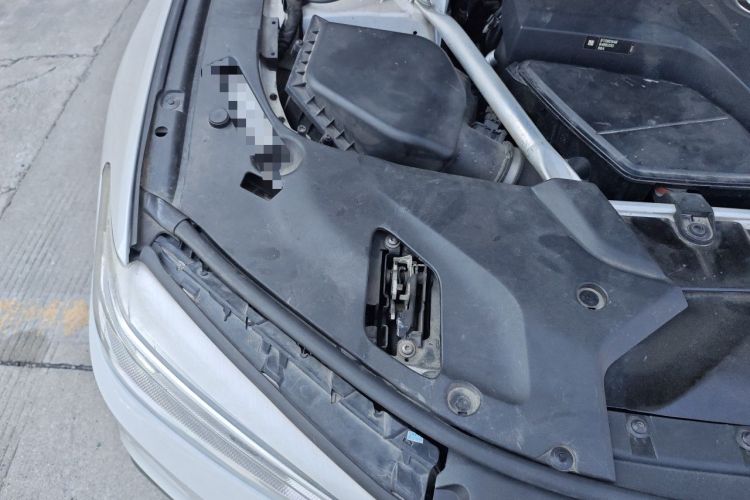 Used BMW 5 Series 2020 530Li Luxury Edition M Sport Package Engine Bay Right