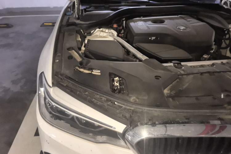 Used BMW 5 Series 2020 530Li Leading Model M Sport Package Engine Bay Right
