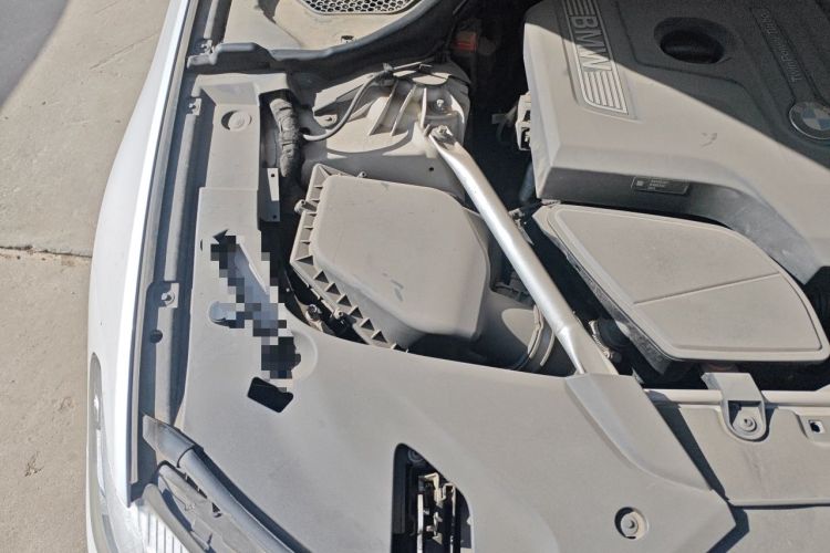 Used BMW 5 Series 2020 525Li M Sport Package Engine Bay Right