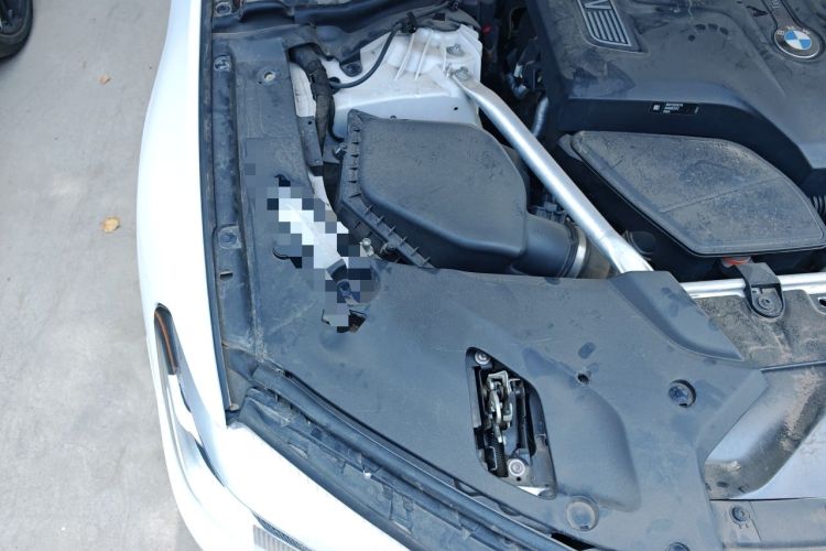 Used BMW 5 Series 2020 525Li M Sport Package Engine Bay Right
