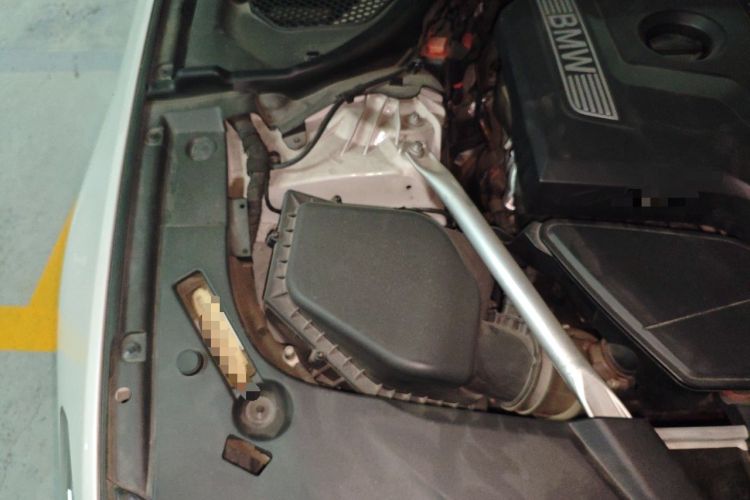 Used BMW 5 Series 2020 525Li Luxury Package Engine Bay Right