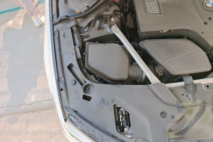 Used BMW 5 Series 2020 530Li Luxury Edition Premium Package Engine Bay Right