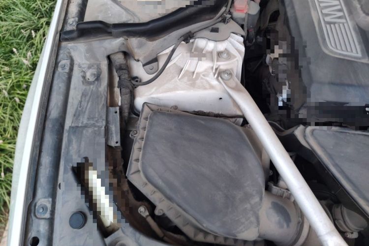 Used BMW 5 Series 2020 530Li Leading Model M Sport Package Engine Bay Right