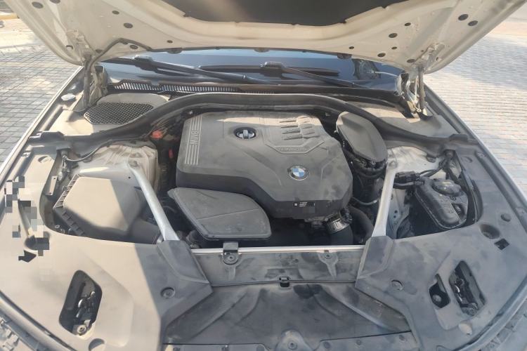 Used BMW 5 Series 2020 525i M Sport Package Engine Bay