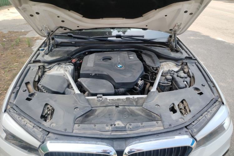 Used BMW 5 Series 2020 525Li M Sport Package Engine Bay