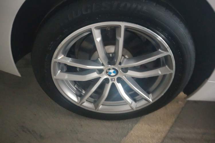 Used BMW 5 Series 2020 525Li M Sport Package Exterior 1