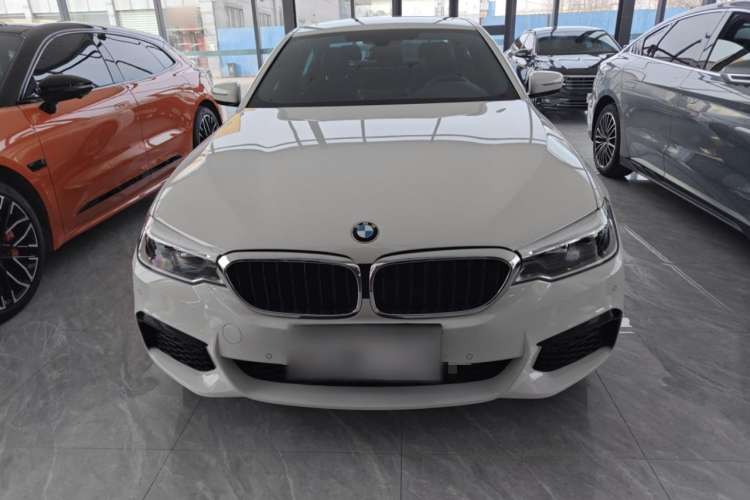 Used BMW 5 Series 2020 525i M Sport Package Exterior 1