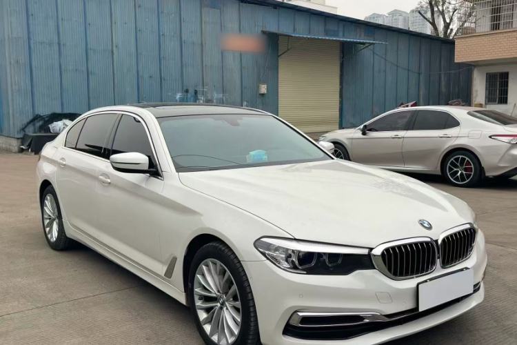 Used BMW 5 Series 2020 525Li Luxury Package Exterior 2