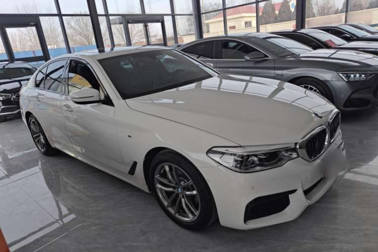 Used BMW 5 Series 2020 525i M Sport Package Exterior 2