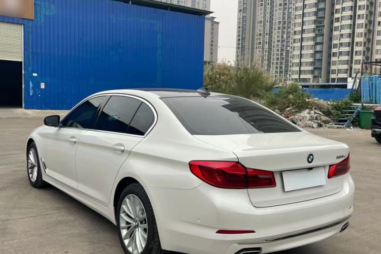 Used BMW 5 Series 2020 525Li Luxury Package Exterior 3