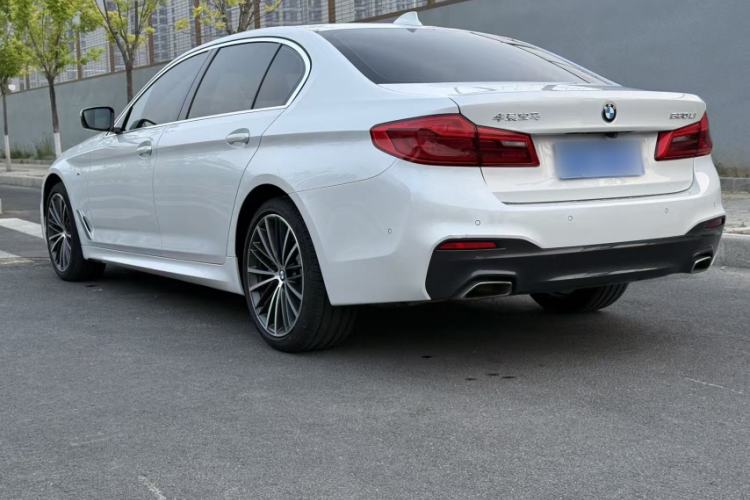 Used BMW 5 Series 2020 530Li Luxury Edition M Sport Package Exterior 3