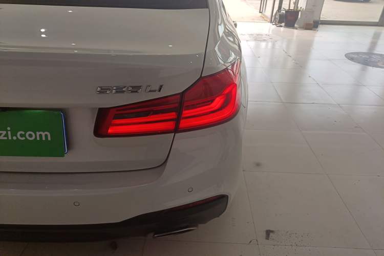 Used BMW 5 Series 2020 525Li M Sport Package Exterior 3