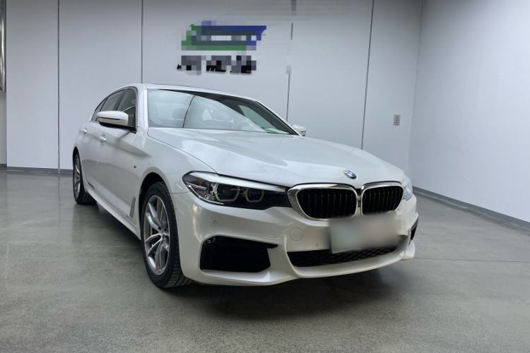 Used BMW 5 Series 2020 525Li M Sport Package Exterior 3