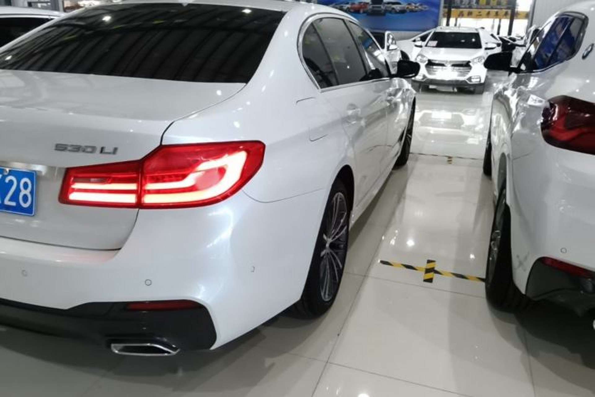 Used BMW 5 Series 2020 530Li Leading Model M Sport Package Exterior 3