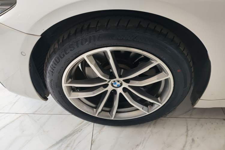 Used BMW 5 Series 2020 525Li M Sport Package Exterior 4