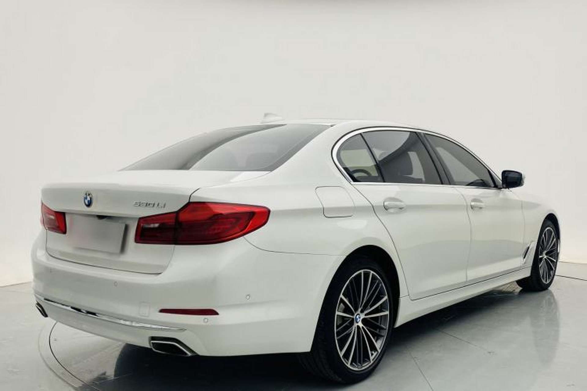 Used BMW 5 Series 2020 530Li Luxury Edition Premium Package Exterior 4
