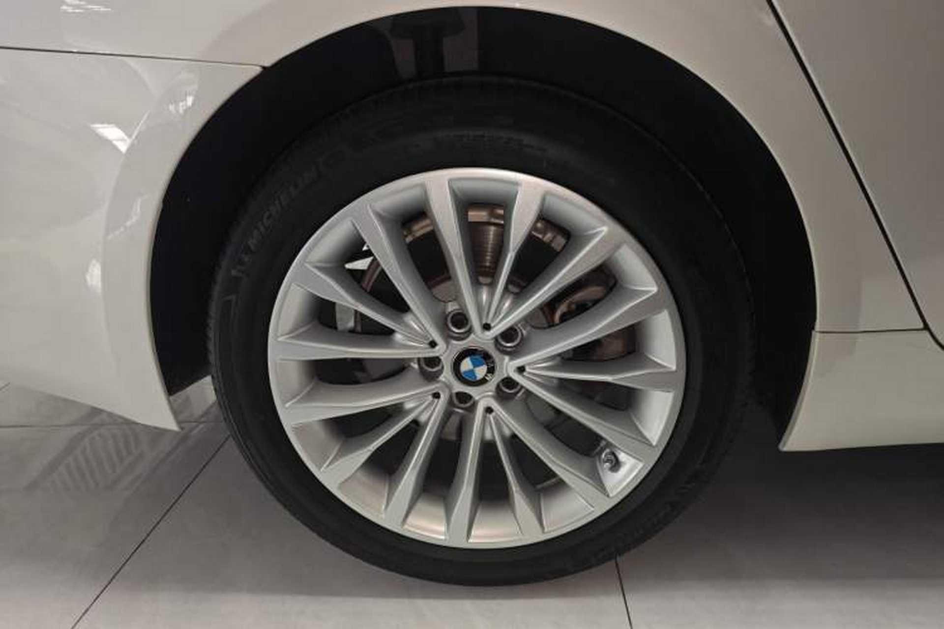 Used BMW 5 Series 2020 525Li Luxury Package Exterior 5