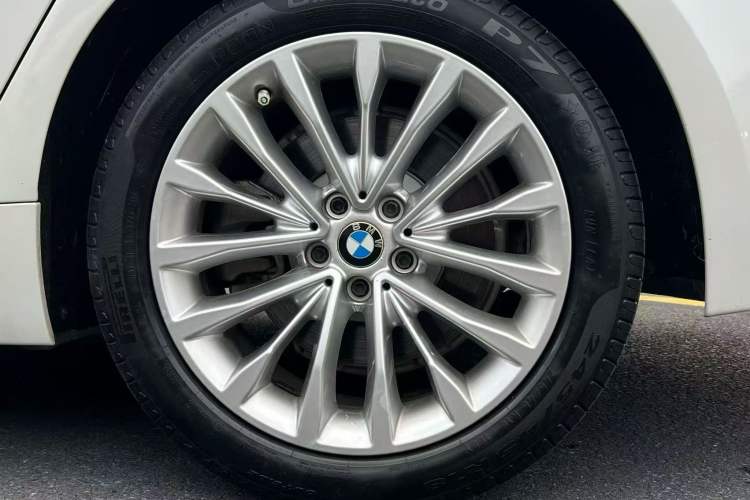 Used BMW 5 Series 2020 530Li Leading Edition Luxury Package Exterior 5