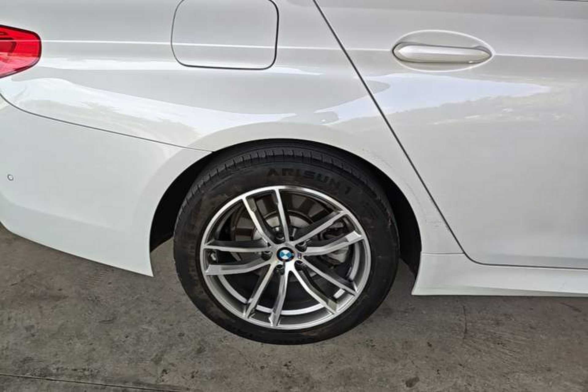 Used BMW 5 Series 2020 525Li M Sport Package Exterior 5