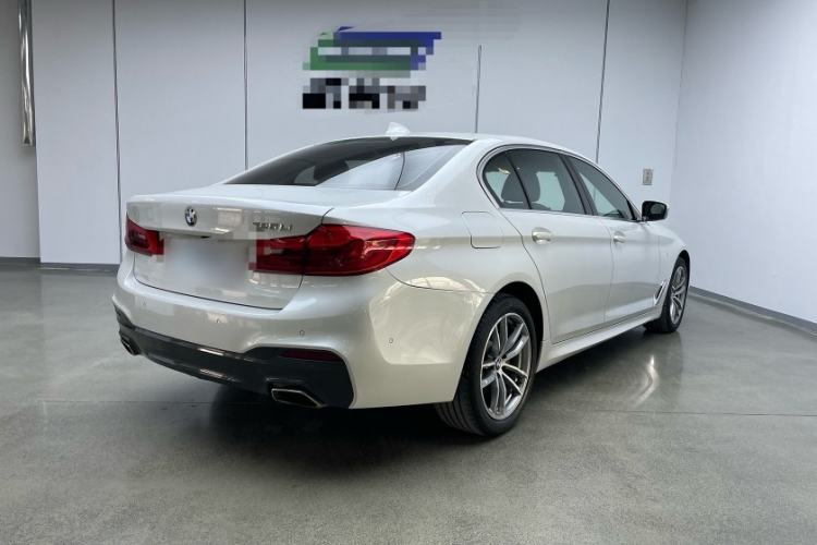 Used BMW 5 Series 2020 525Li M Sport Package Exterior 6