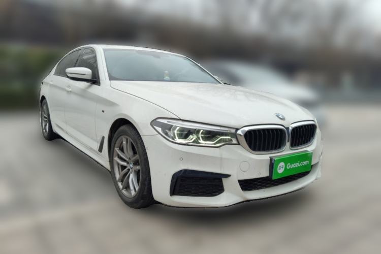 Used BMW 5 Series 2020 525i M Sport Package Front Right 45 Deg