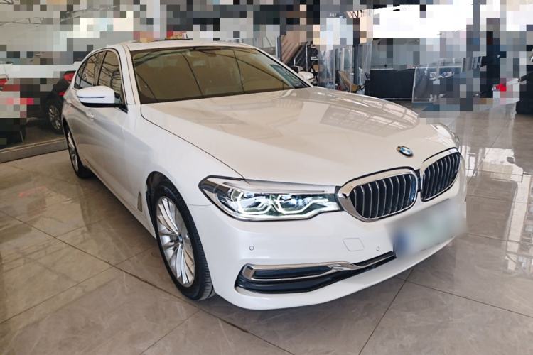 Used BMW 5 Series 2020 530Li Leading Edition Luxury Package Front Right 45 Deg