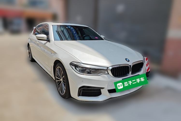 Used BMW 5 Series 2020 530Li Leading Model M Sport Package Front Right 45 Deg