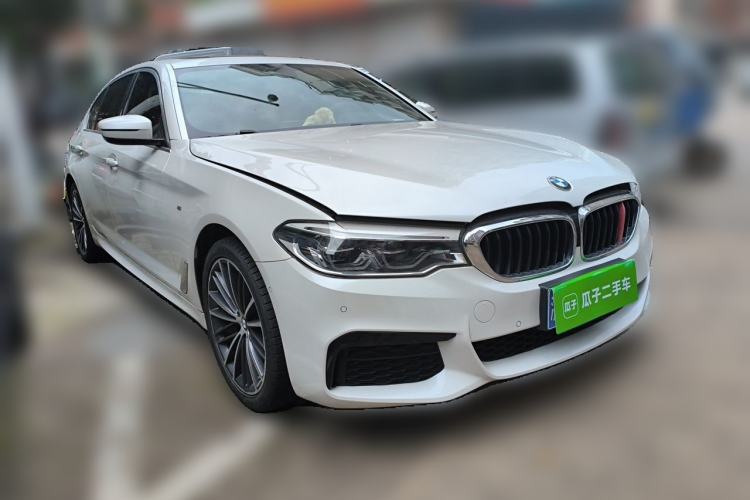 Used BMW 5 Series 2020 530Li Leading Model M Sport Package Front Right 45 Deg
