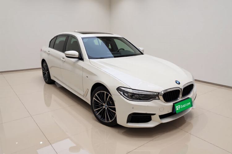 Used BMW 5 Series 2020 530Li Leading Model M Sport Package Front Right 45 Deg
