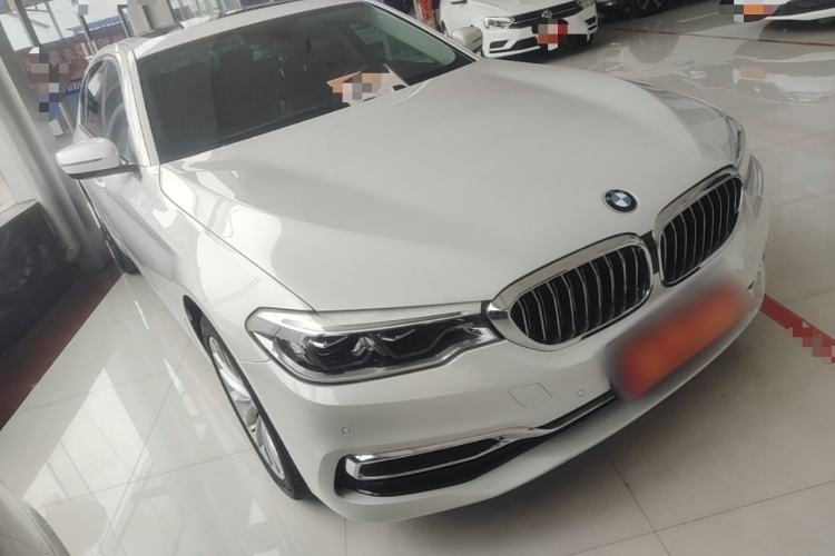 Used BMW 5 Series 2020 530Li Leading Edition Luxury Package Front Right 45 Deg