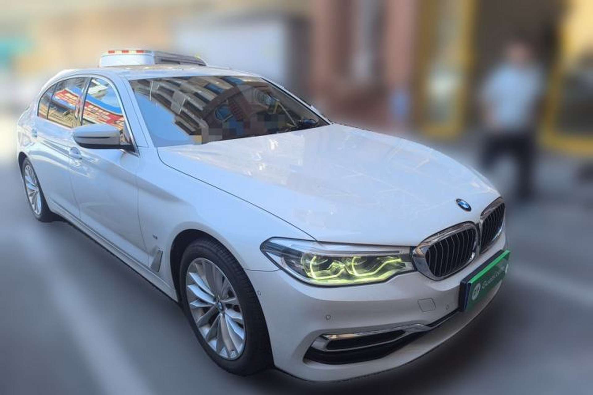 Used BMW 5 Series 2020 530Li Luxury Edition Premium Package Front Right 45 Deg