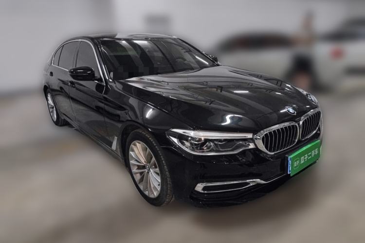 Used BMW 5 Series 2020 530Li Leading Edition Luxury Package Front Right 45 Deg