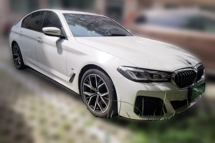 Used BMW 5 Series 2020 530i M Sport Package Front Right 45 Deg
