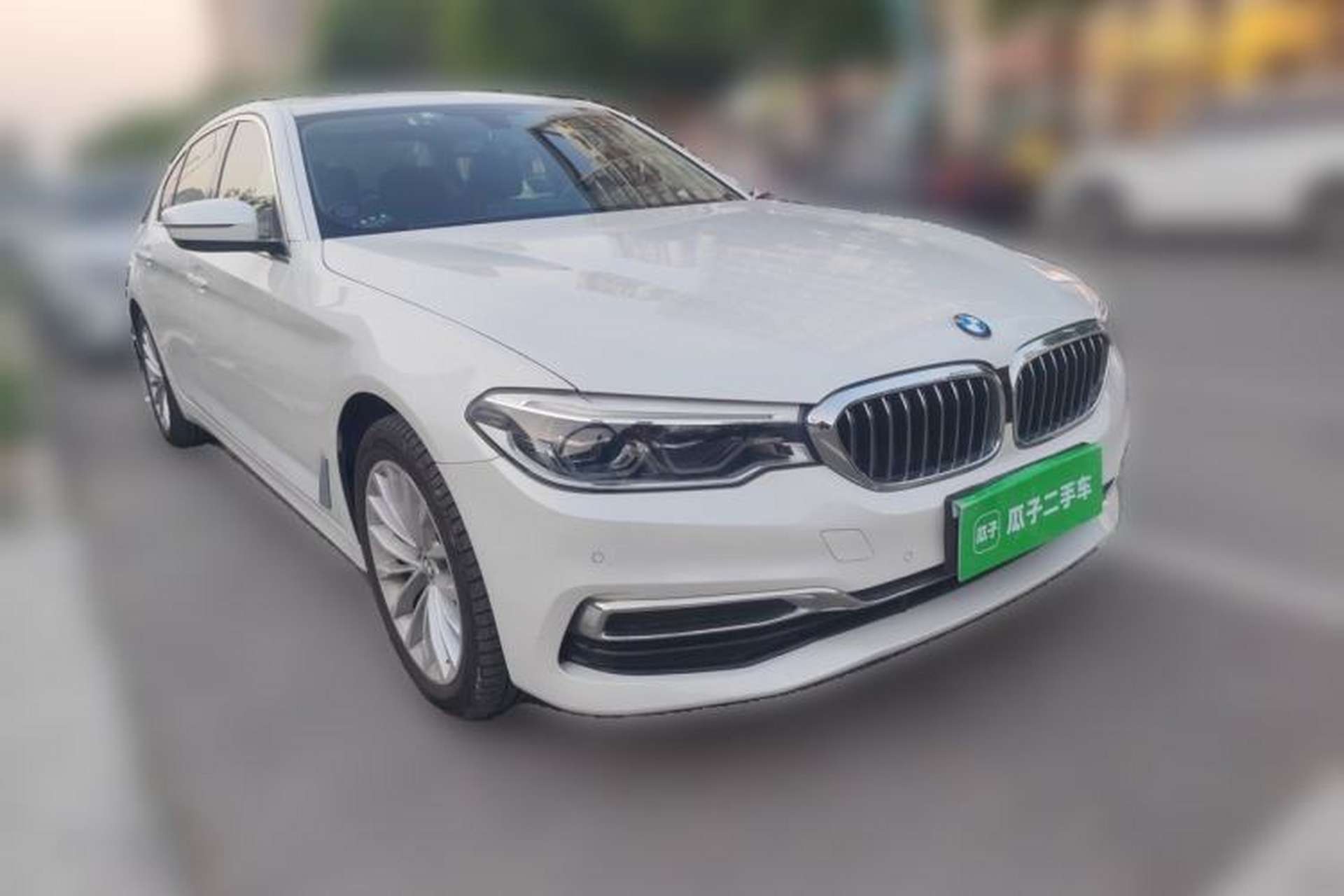 Used BMW 5 Series 2020 530Li xDrive Luxury Package Front Right 45 Deg