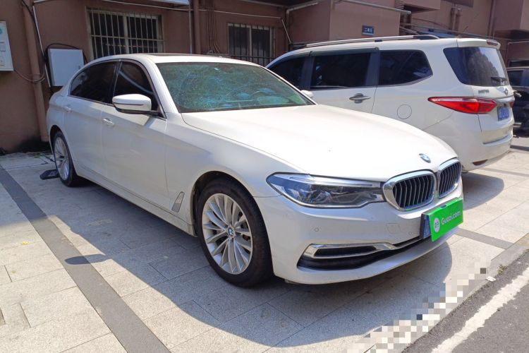Used BMW 5 Series 2020 530Li Leading Edition Luxury Package Front Right 45 Deg