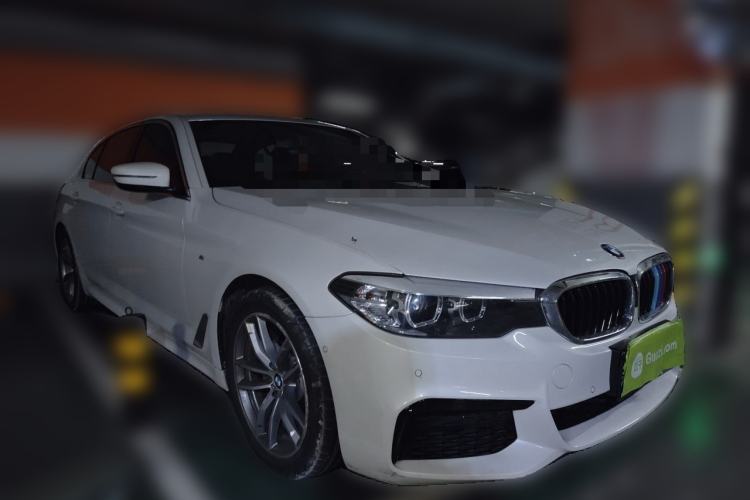 Used BMW 5 Series 2020 525Li M Sport Package Front Right 45 Deg