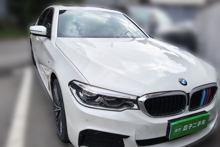 Used BMW 5 Series 2020 530Li Leading Model M Sport Package Front Right 45 Deg
