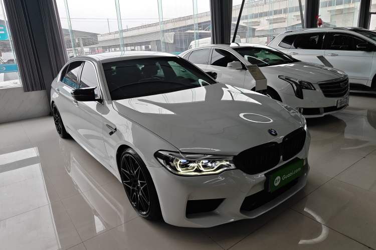 Used BMW 5 Series 2020 530Li Leading Model M Sport Package Front Right 45 Deg
