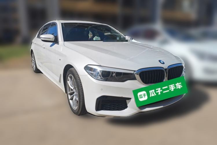 Used BMW 5 Series 2020 525Li M Sport Package Front Right 45 Deg