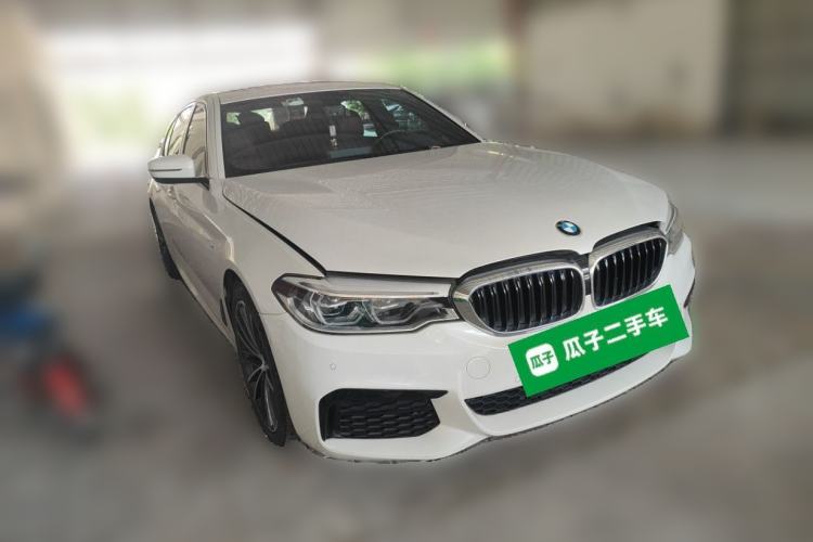 Used BMW 5 Series 2020 530Li Leading Model M Sport Package Front Right 45 Deg