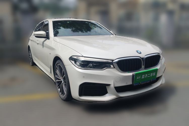 Used BMW 5 Series 2020 530Li Leading Model M Sport Package Front Right 45 Deg