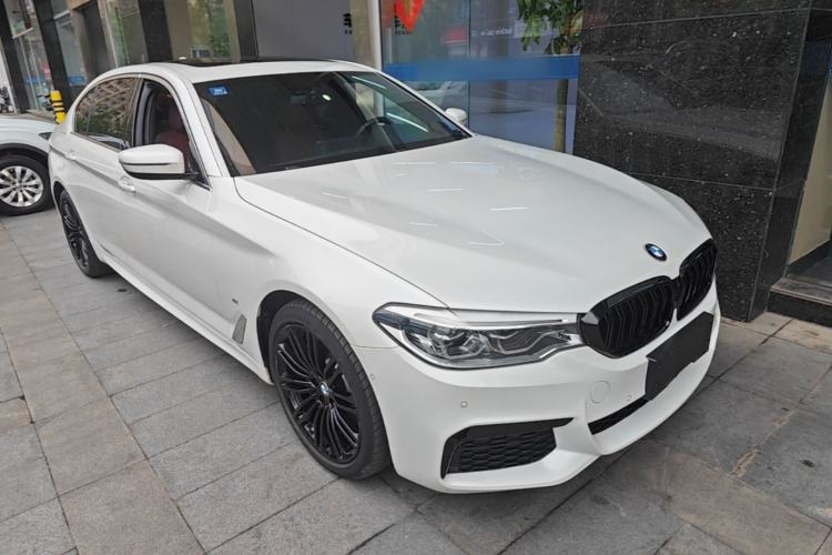 Used BMW 5 Series 2020 530Li Leading Model M Sport Package Front Right 45 Deg