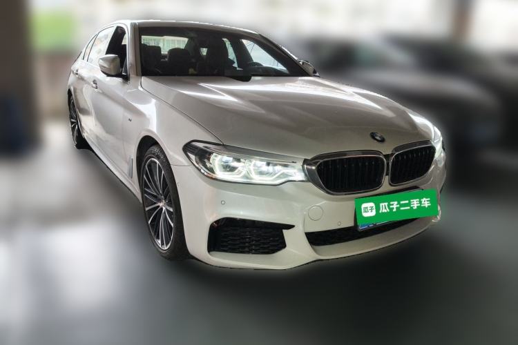 Used BMW 5 Series 2020 530Li Luxury Edition M Sport Package Front Right 45 Deg
