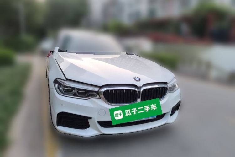 Used BMW 5 Series 2020 530Li Leading Model M Sport Package Front Right 45 Deg