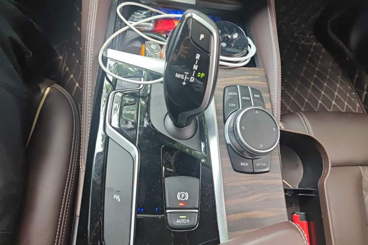 Used BMW 5 Series 2020 530Li Leading Edition Luxury Package Gear Lever