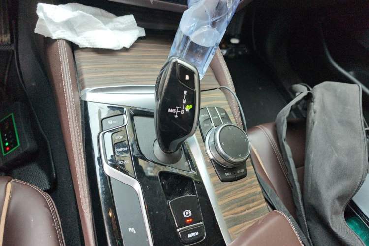 Used BMW 5 Series 2020 530Li Leading Edition Luxury Package Gear Lever