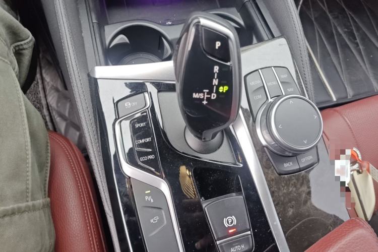 Used BMW 5 Series 2020 530Li Luxury Edition M Sport Package Gear Lever