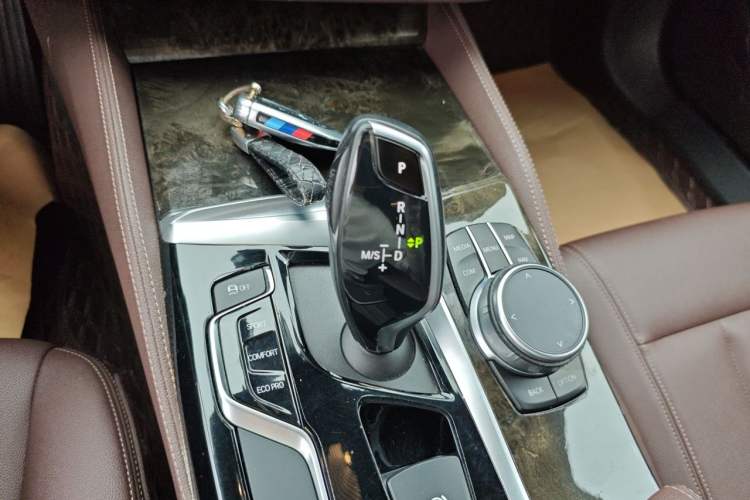 Used BMW 5 Series 2020 525Li M Sport Package Gear Lever