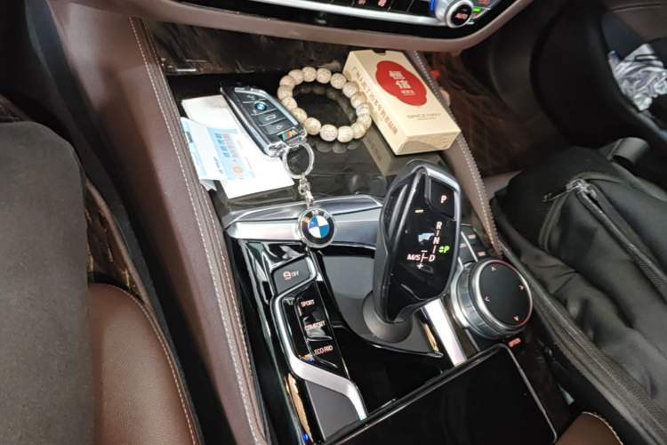 Used BMW 5 Series 2020 525Li M Sport Package Gear Lever